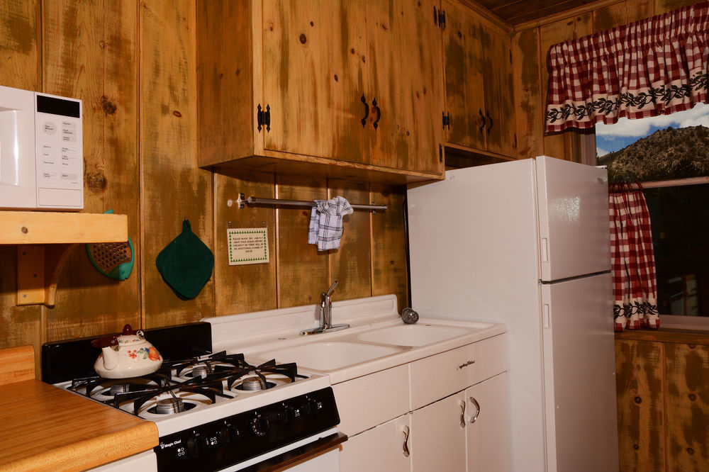 June Lake Motel ภายนอก รูปภาพ